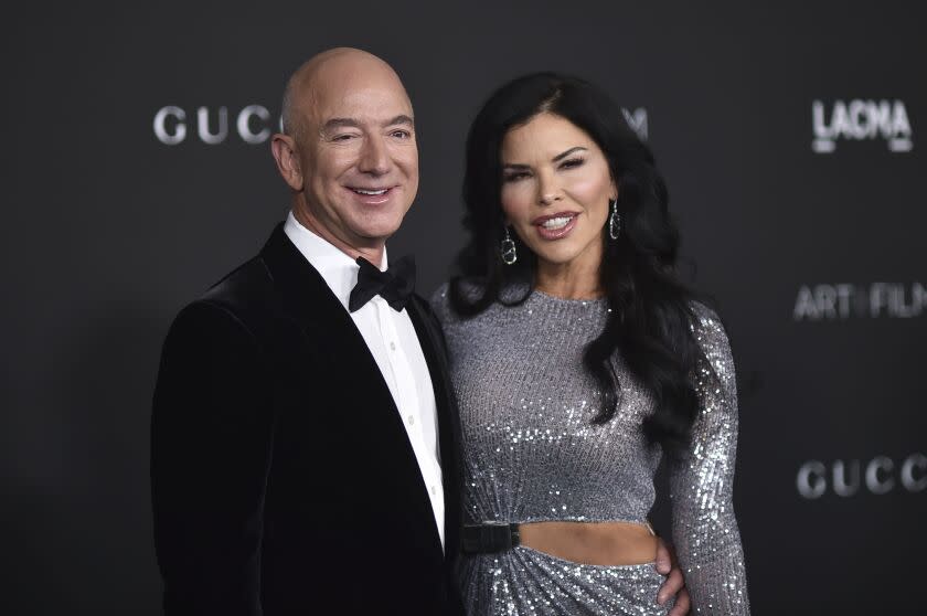 Amazon founder Jeff Bezos engaged to girlfriend Lauren Sanchez